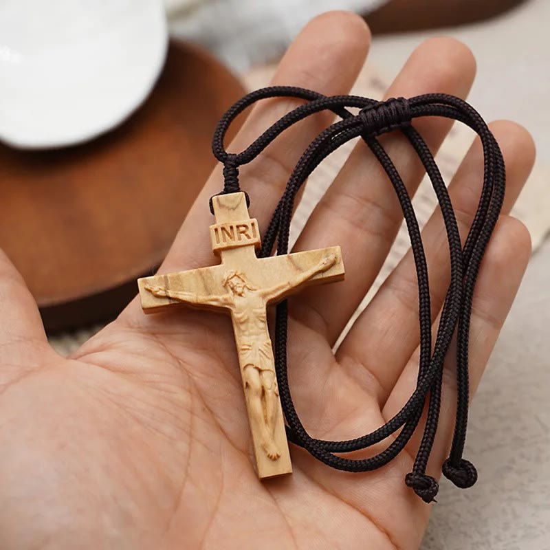 christiandiscipleshop Jesus Crucifix Wooden Necklace
