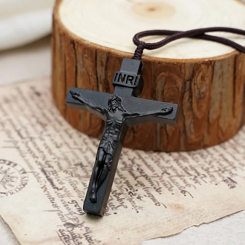 christiandiscipleshop Jesus Crucifix Wooden Necklace