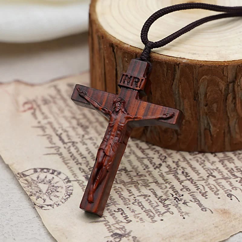 christiandiscipleshop Jesus Crucifix Wooden Necklace