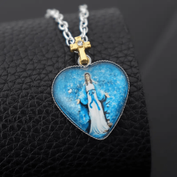 Christiandiscipleshop Classic Style Heart-shaped Virgin Mary Glass Pendant Necklace