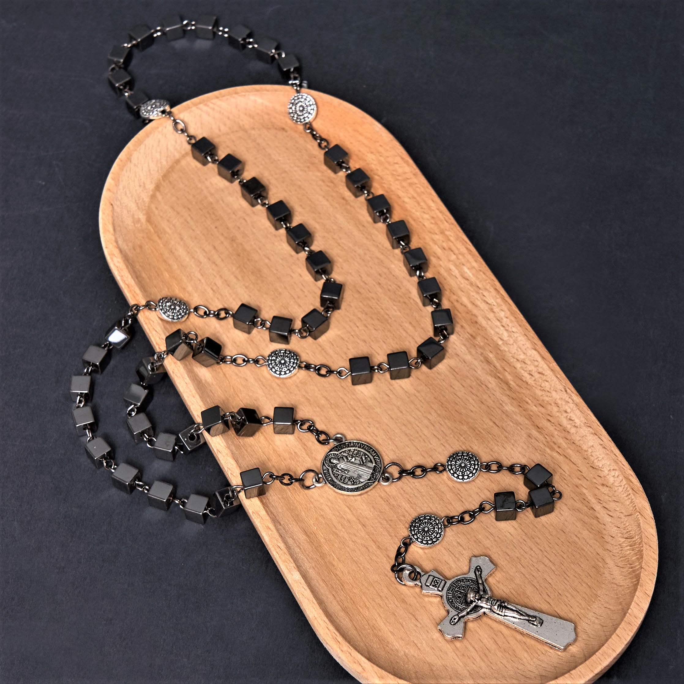 Christiandiscipleshop St. Benedict Medal & Crucifix of 6 mm Square Black Gallstone Alloy Chain Rosary