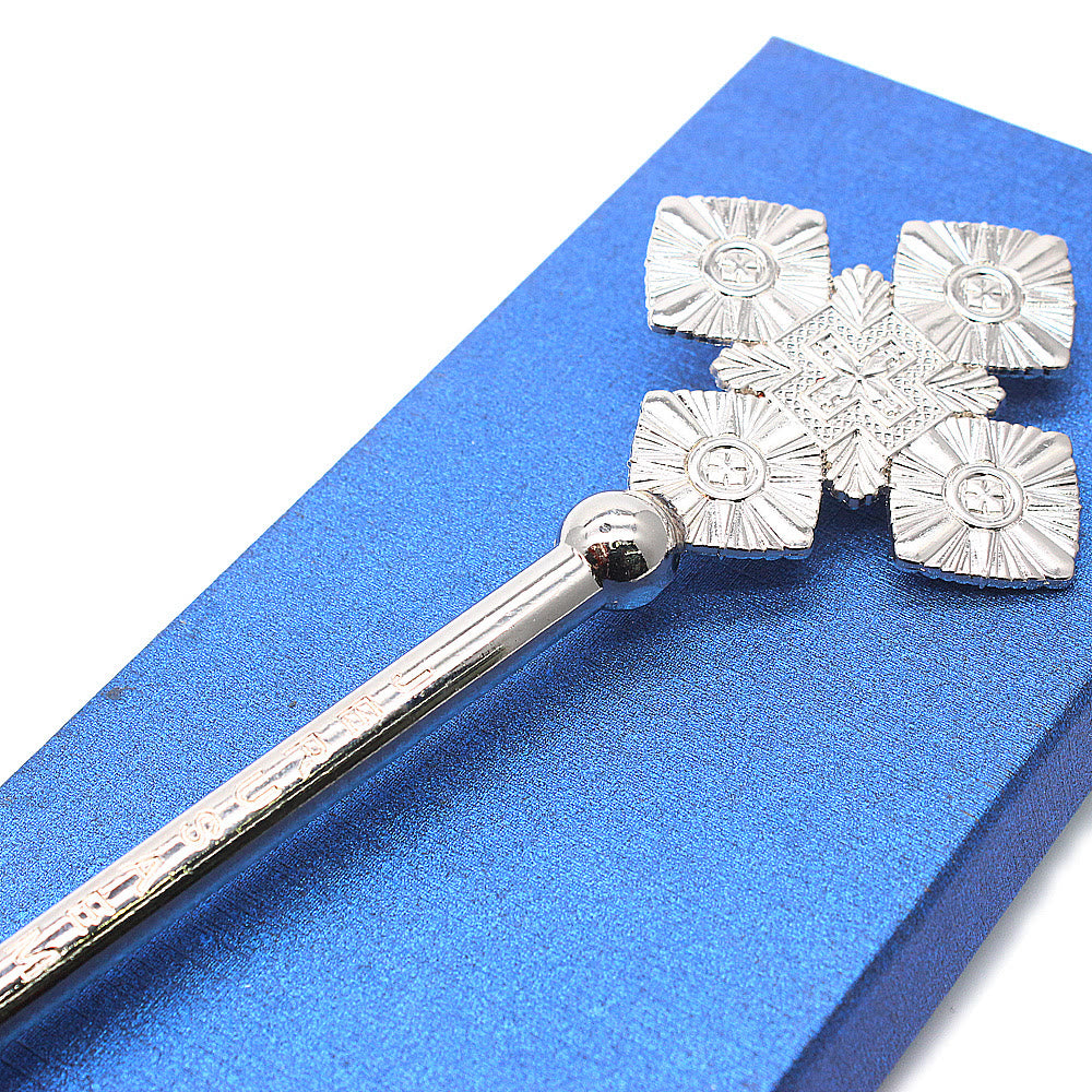 Christiandiscipleshop Classic Style Intricate Geometric Pattern Silvery Blessing Hand Cross