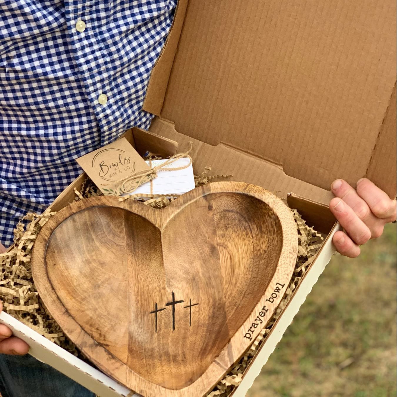 christiandiscipleshop Heartfelt Devotion Wooden Prayer Bowl - A Sacred Space for Your Prayers