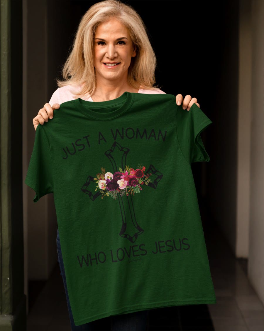 christiandiscipleshop Just A Woman Who Loves Jesus Classic T-shirt