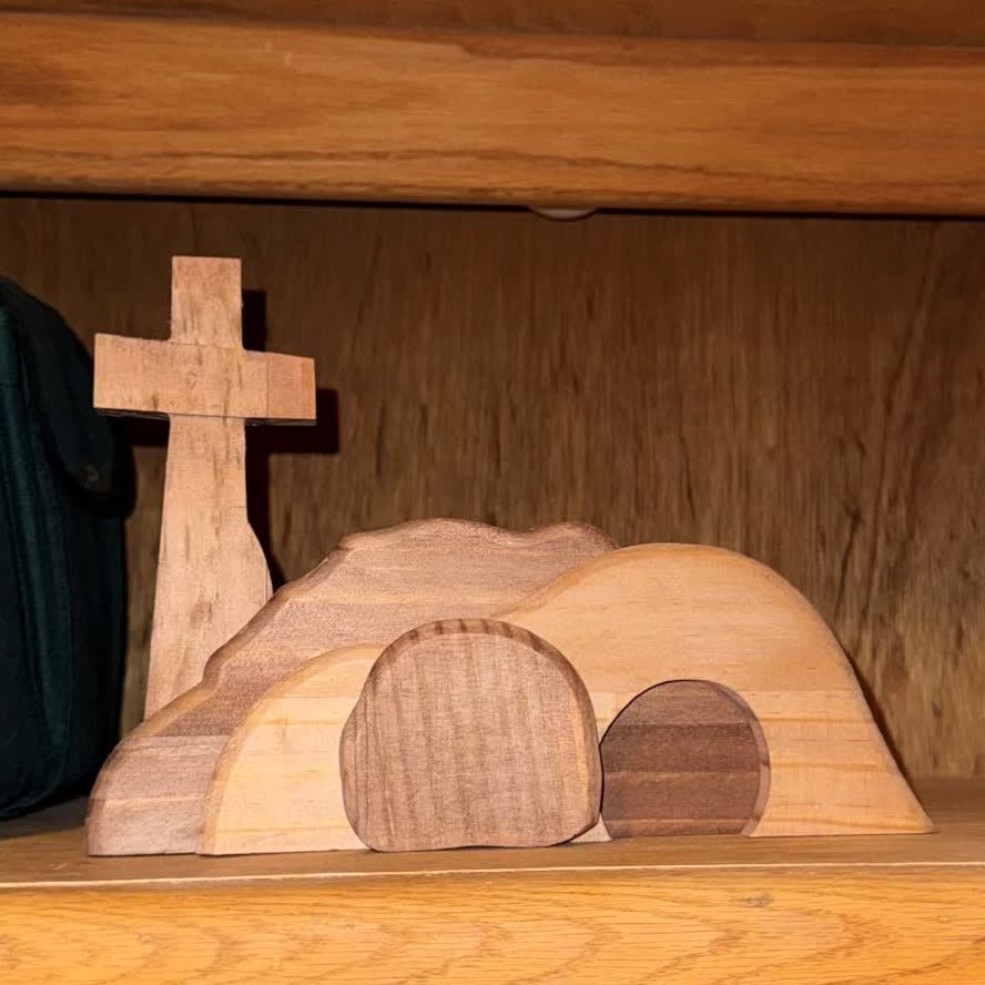 christiandiscipleshop He is Risen Wooden Empty Tomb Easter Ornament - Commemorate His Triumph