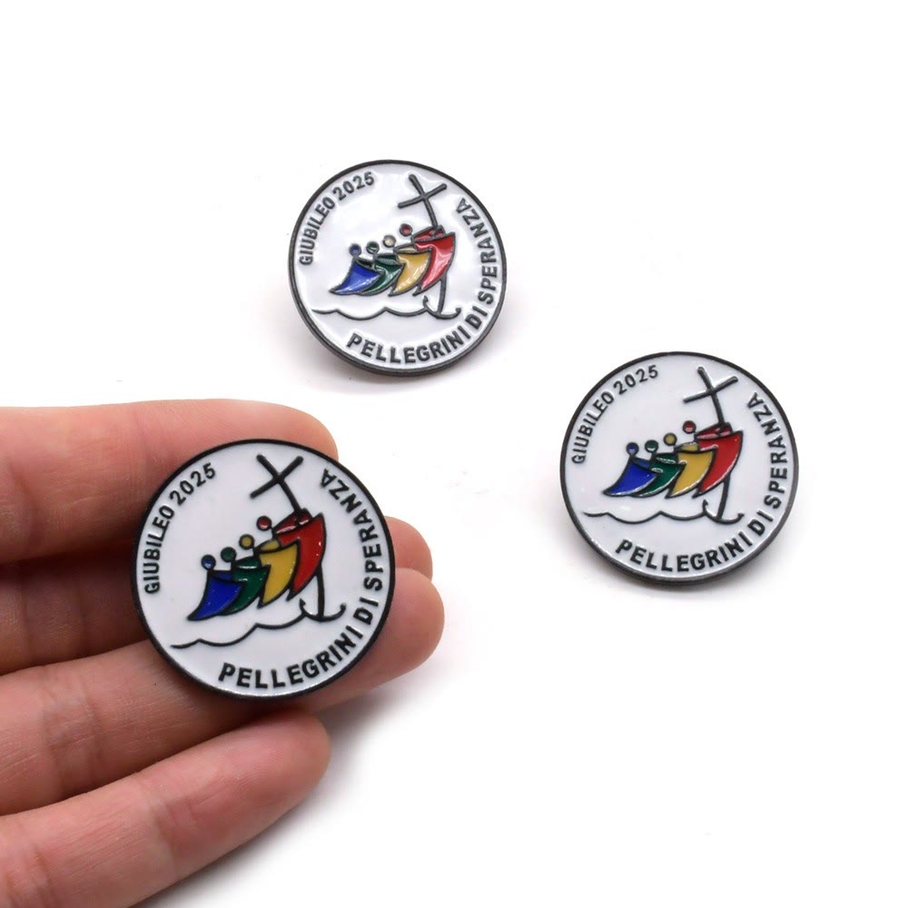 Christianartworkshop 3-teiliges Jubiläums-Pilgerabzeichen-Set: Umarme den Geist des christlichen Jahrtausends