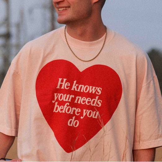 Christianartworkshop "He knows your needs before you do" T-shirt
