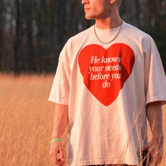 Christianartworkshop "He knows your needs before you do" T-shirt