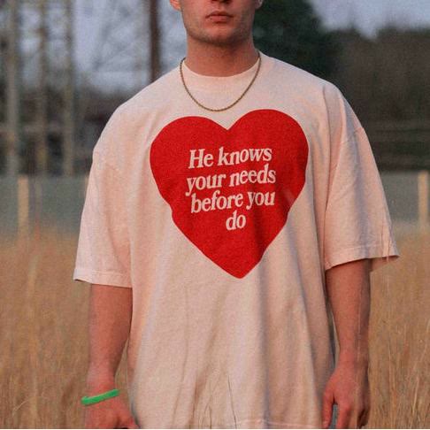 Christianartworkshop "He knows your needs before you do" T-shirt