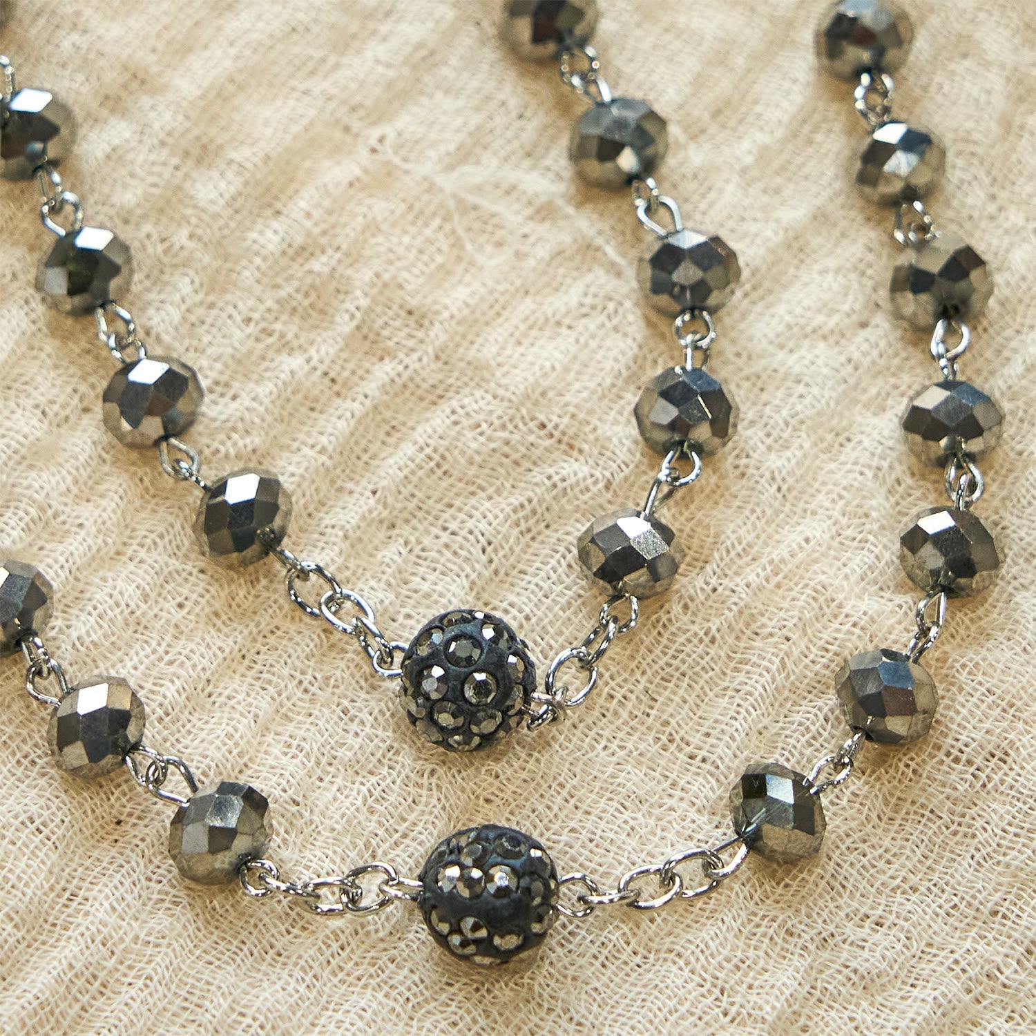 Christiandiscipleshop Colorful Shiny Black Crystal Radiant Faith Rosary: A Spiritual and Aesthetic Delight