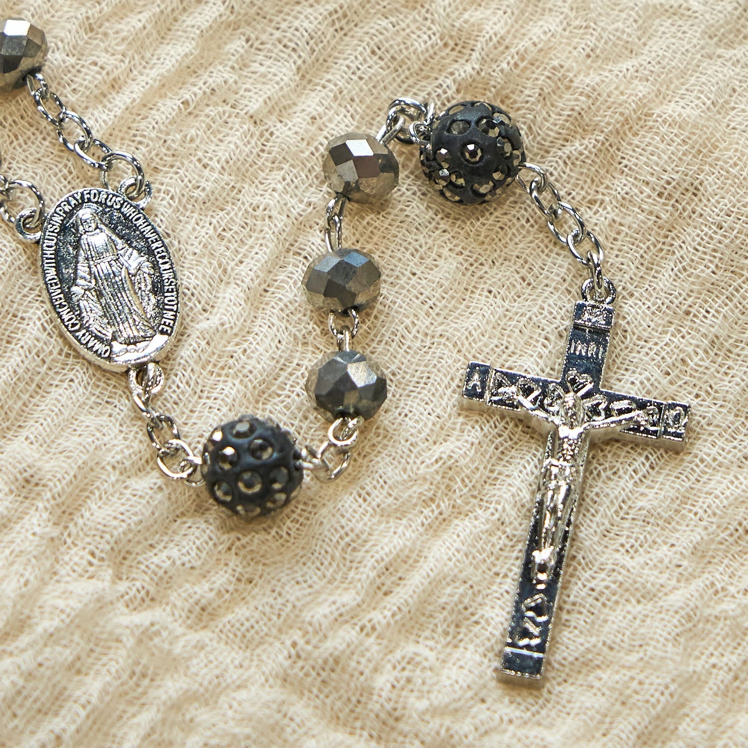 Christiandiscipleshop Colorful Shiny Black Crystal Radiant Faith Rosary: A Spiritual and Aesthetic Delight