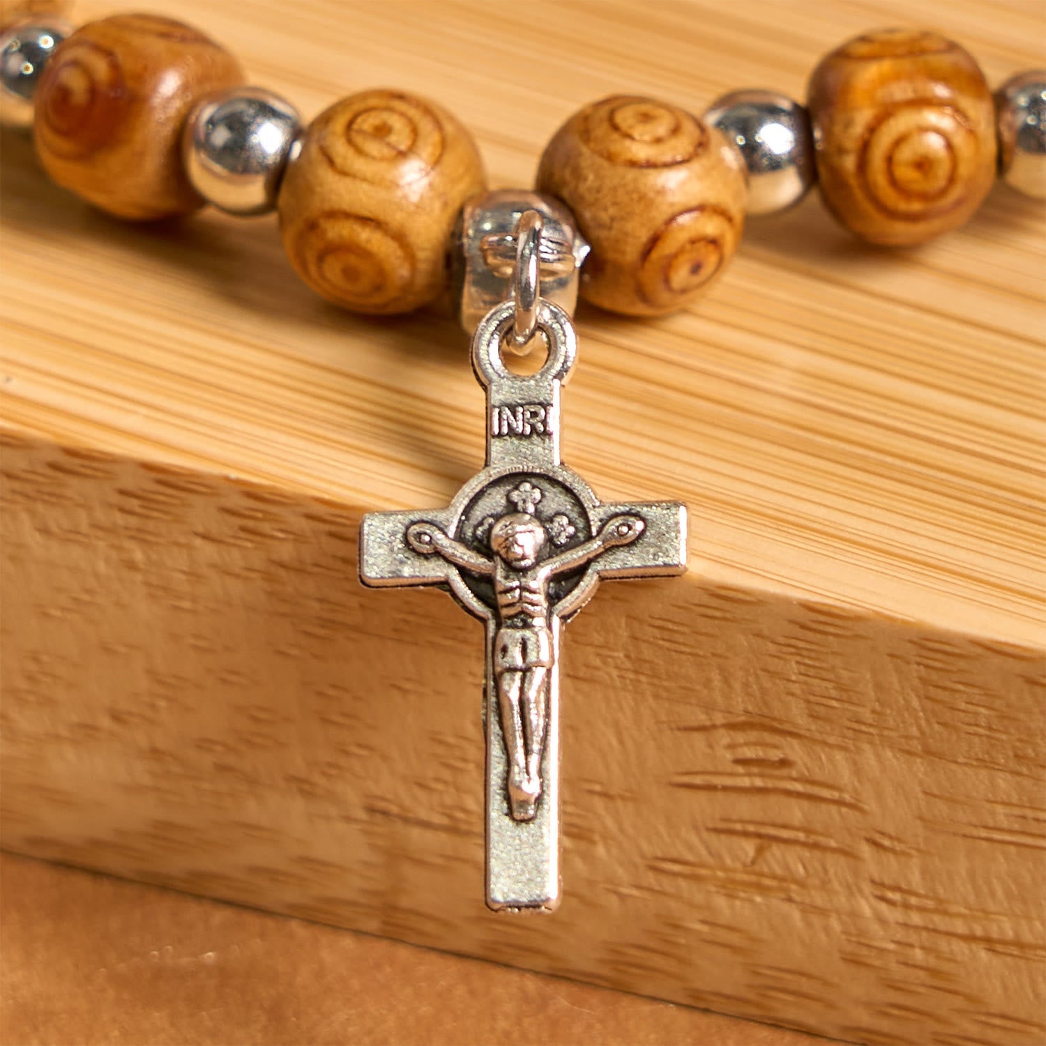 christiandiscipleshop Jesus Icon Crucifix Rose Bracelet: Handmade Spiritual Jewelry with Exquisite Craftsmanship