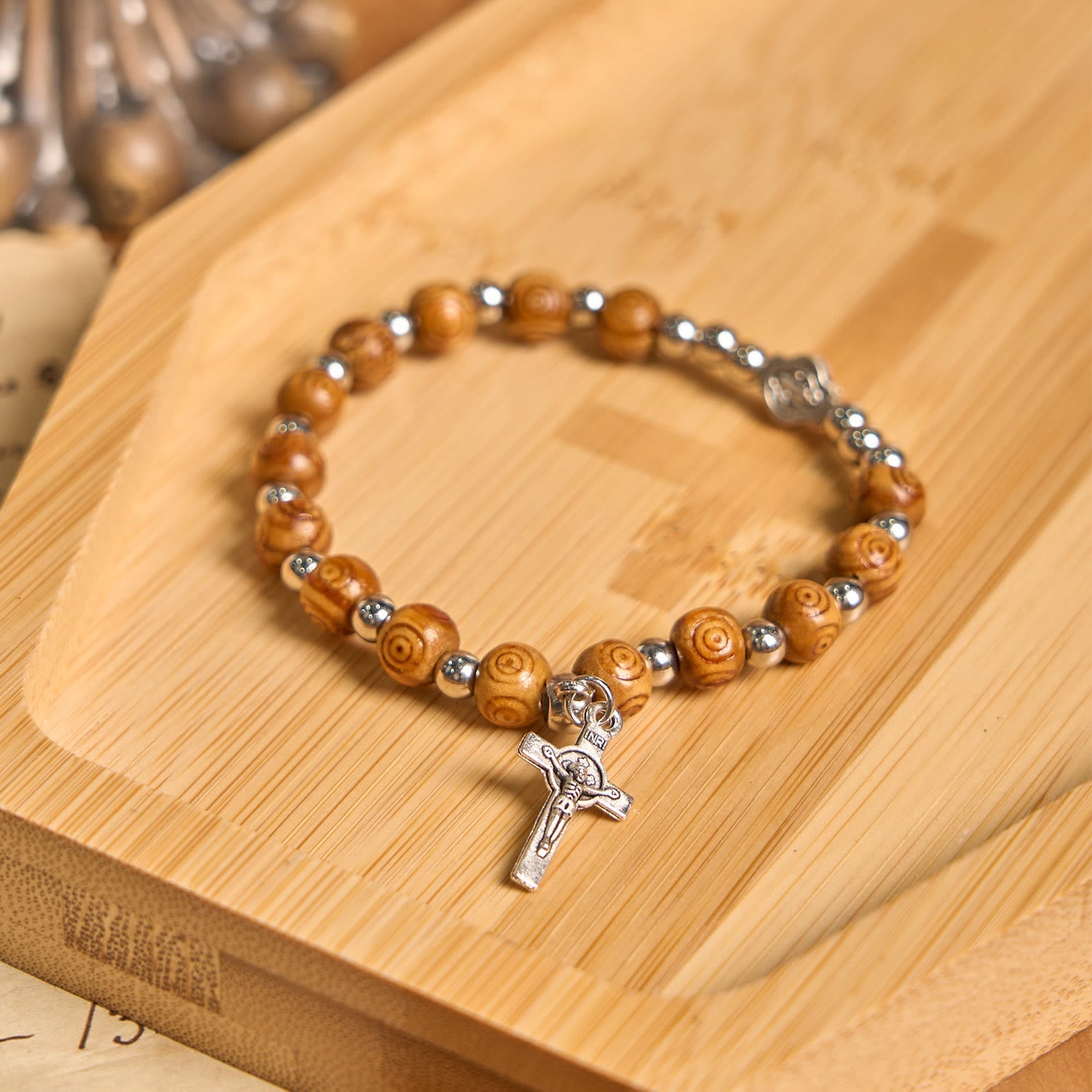 christiandiscipleshop Jesus Icon Crucifix Rose Bracelet: Handmade Spiritual Jewelry with Exquisite Craftsmanship