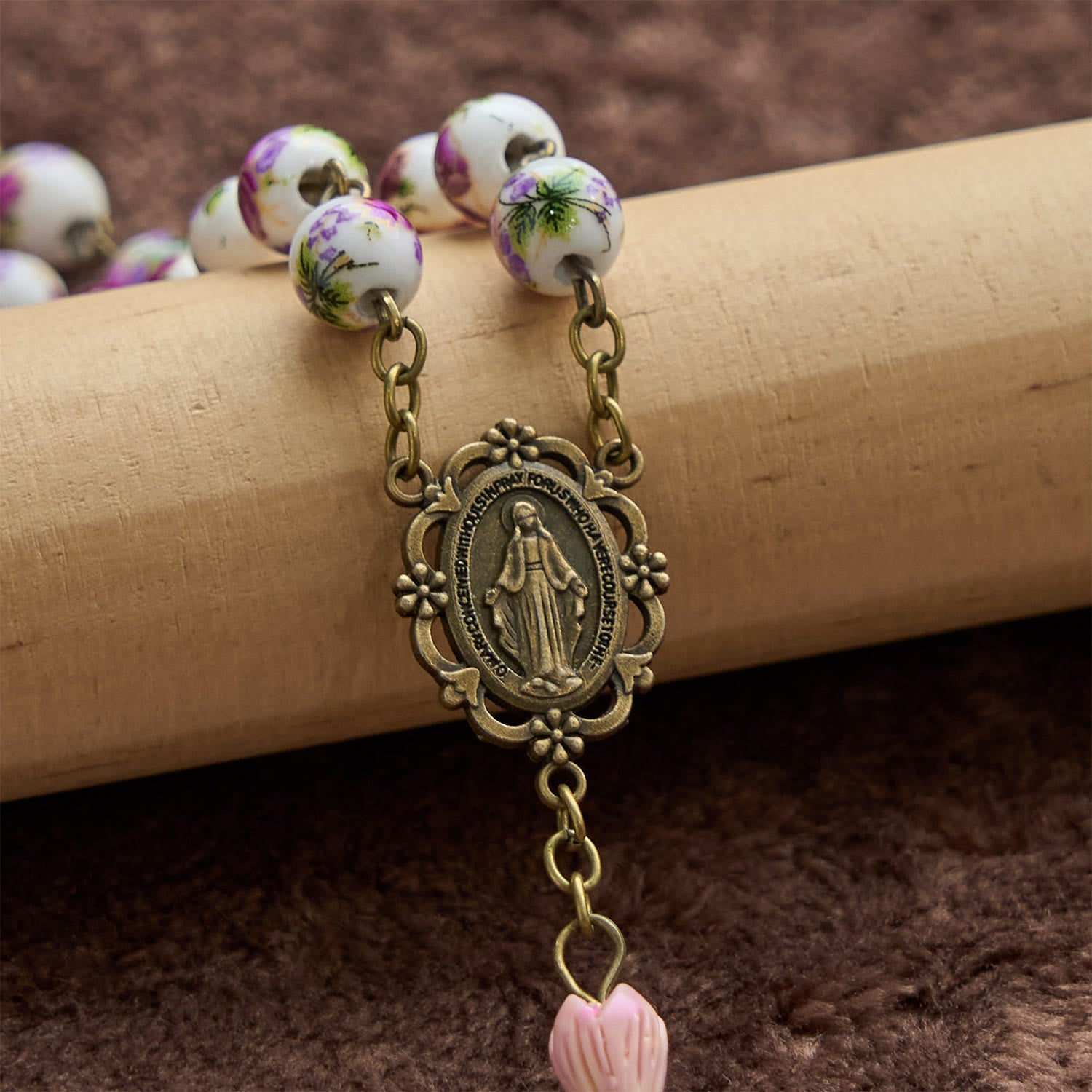 christiandiscipleshop Miraculous Medal & Crucifix of 8mm Ceramic Beads & Flower Resin Beads Handmade Rosary