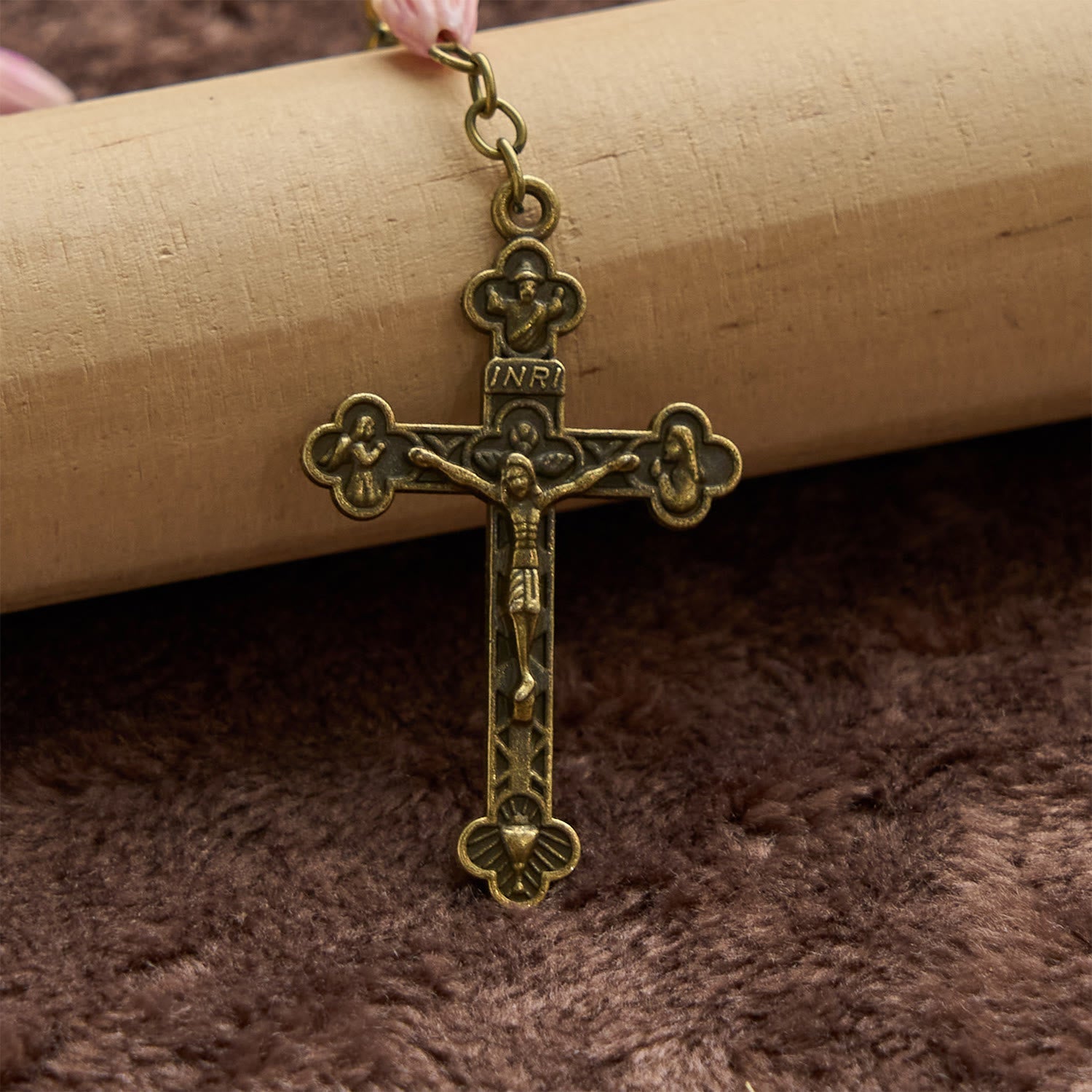christiandiscipleshop Miraculous Medal & Crucifix of 8mm Ceramic Beads & Flower Resin Beads Handmade Rosary