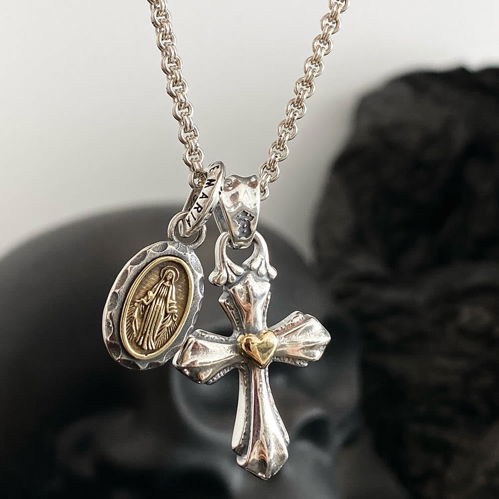 Christianartworkshop Halskette aus 925er Sterlingsilber im Vintage-Stil mit Anhängern mit Maria und Kreuz: Symbol des Glaubens und der Hingabe