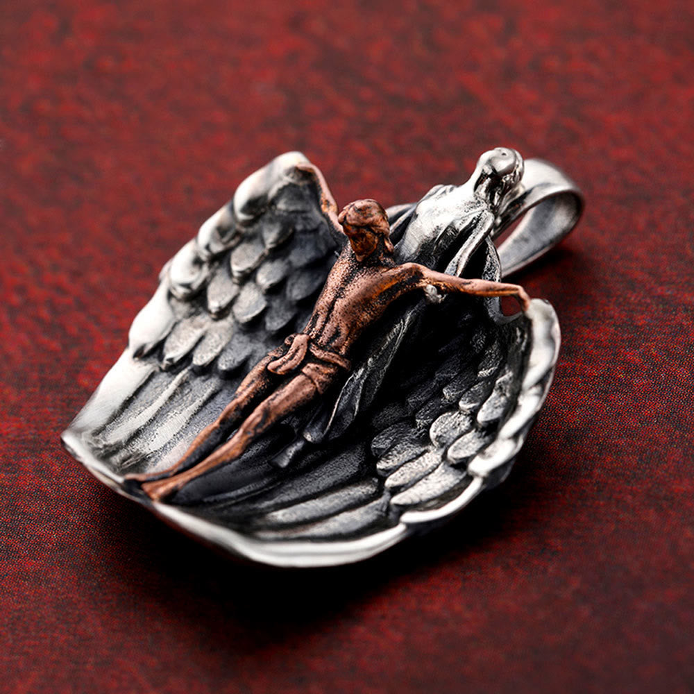 Christianartworkshop Halskette aus 925er Sterlingsilber, Kruzifix mit Engelsflügeln, Vintage-Stil: Markantes Emblem der göttlichen Gnade