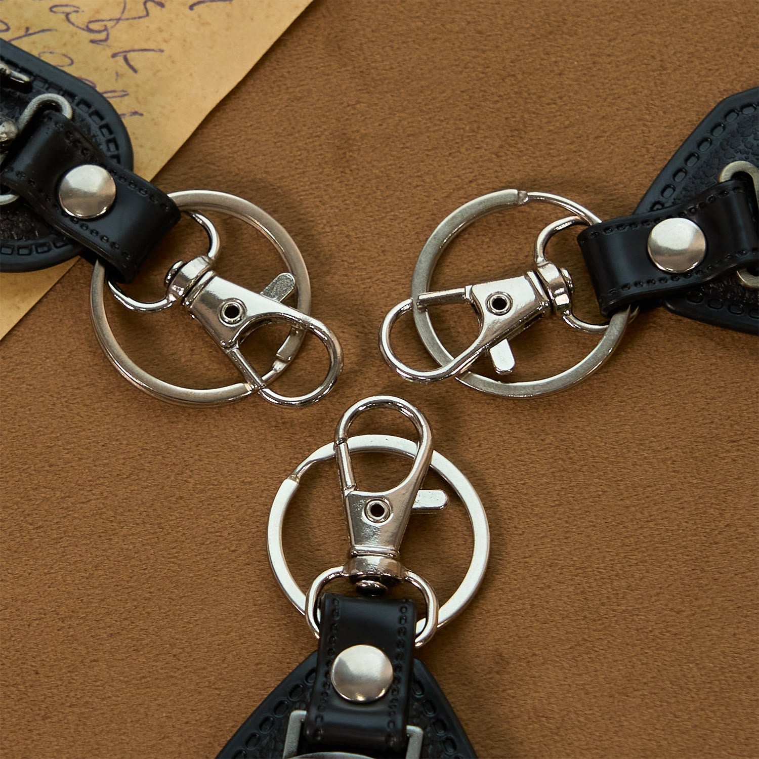 FREE Today: 12 Patterns Christian-Inspired Keychains Pendants: Faith on the Go