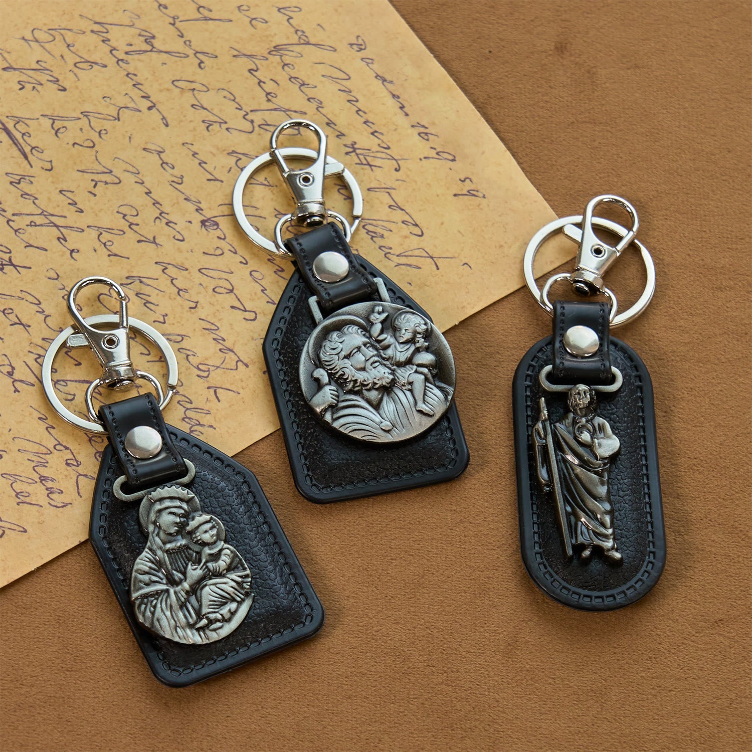 FREE Today: 12 Patterns Christian-Inspired Keychains Pendants: Faith on the Go