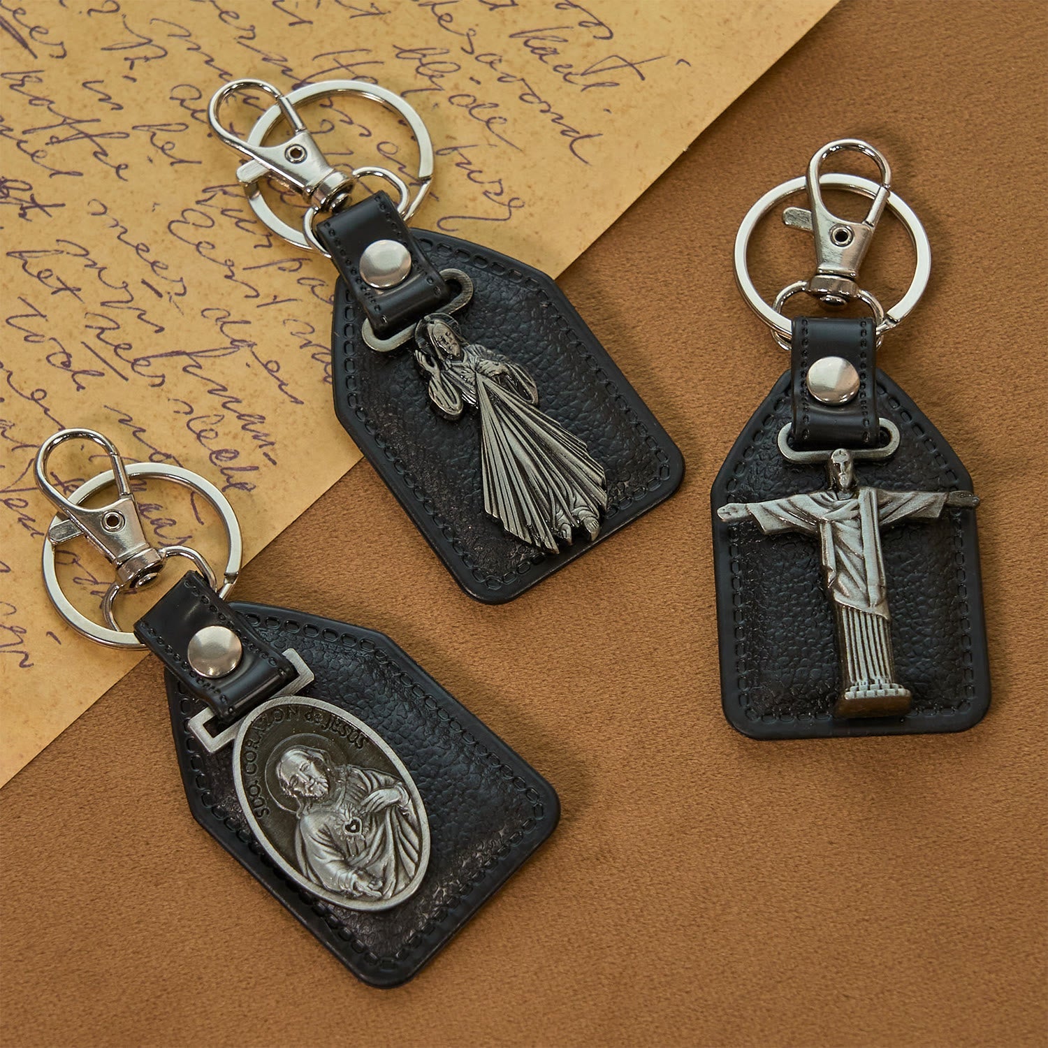 FREE Today: 12 Patterns Christian-Inspired Keychains Pendants: Faith on the Go