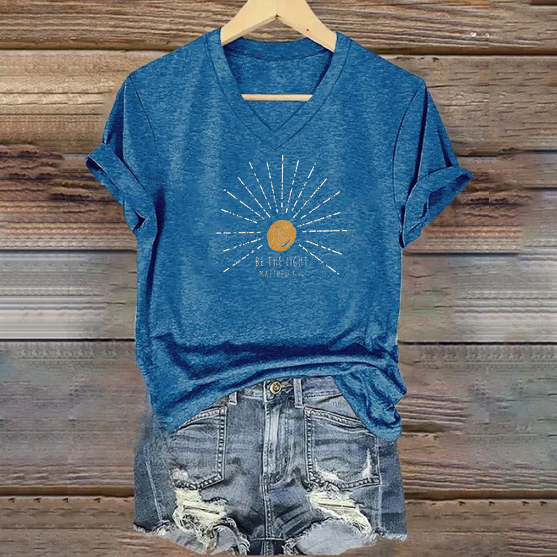 christiandiscipleshop Women's Be The Light Matthew 5:14 Print Print V-Neck Polyester T-shirt