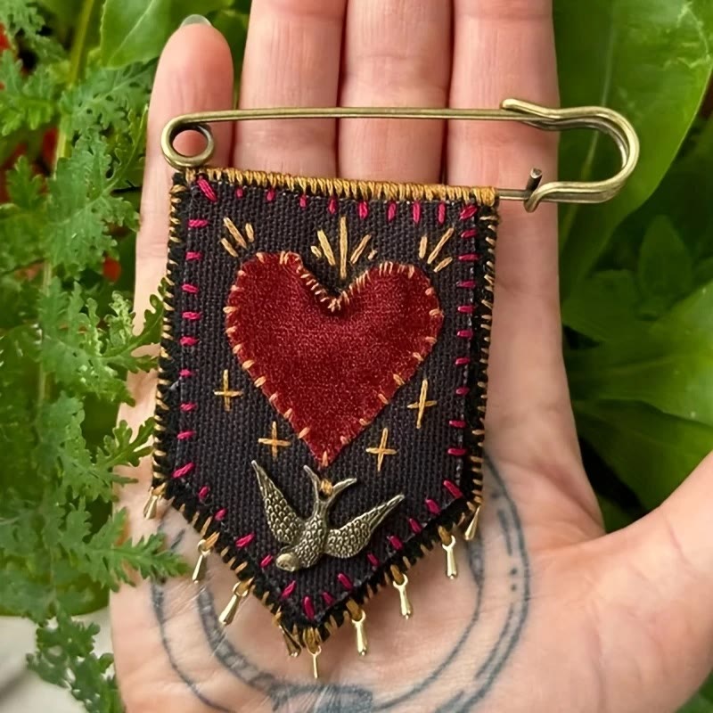 christiandiscipleshop Hand-Embroidered Hope Protection Pocket Brooch