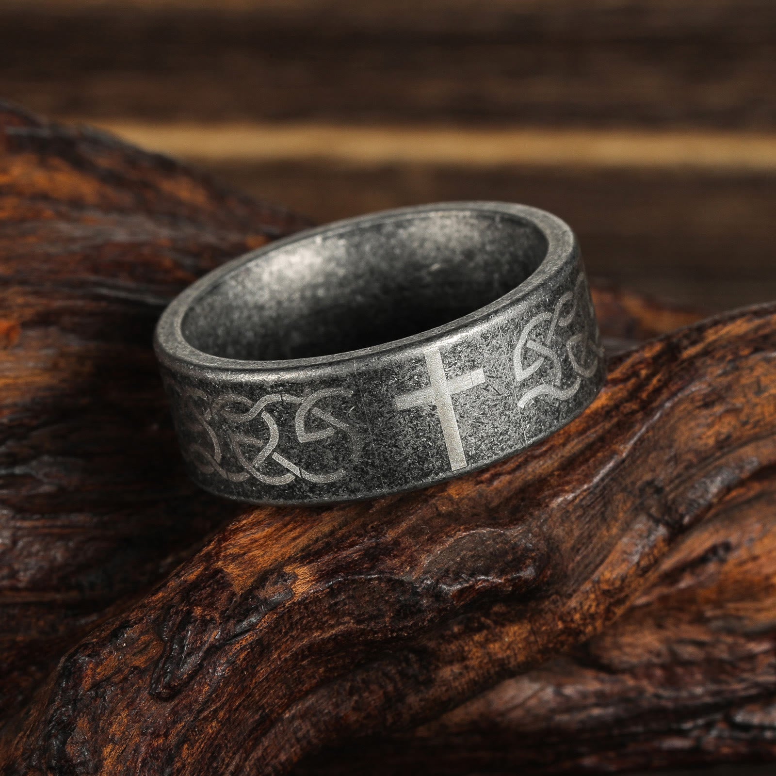 Christianartworkshop Artisanal Aged 925 Silver Ring with Celtic Knot & Cross: Expression of Faithful Identity