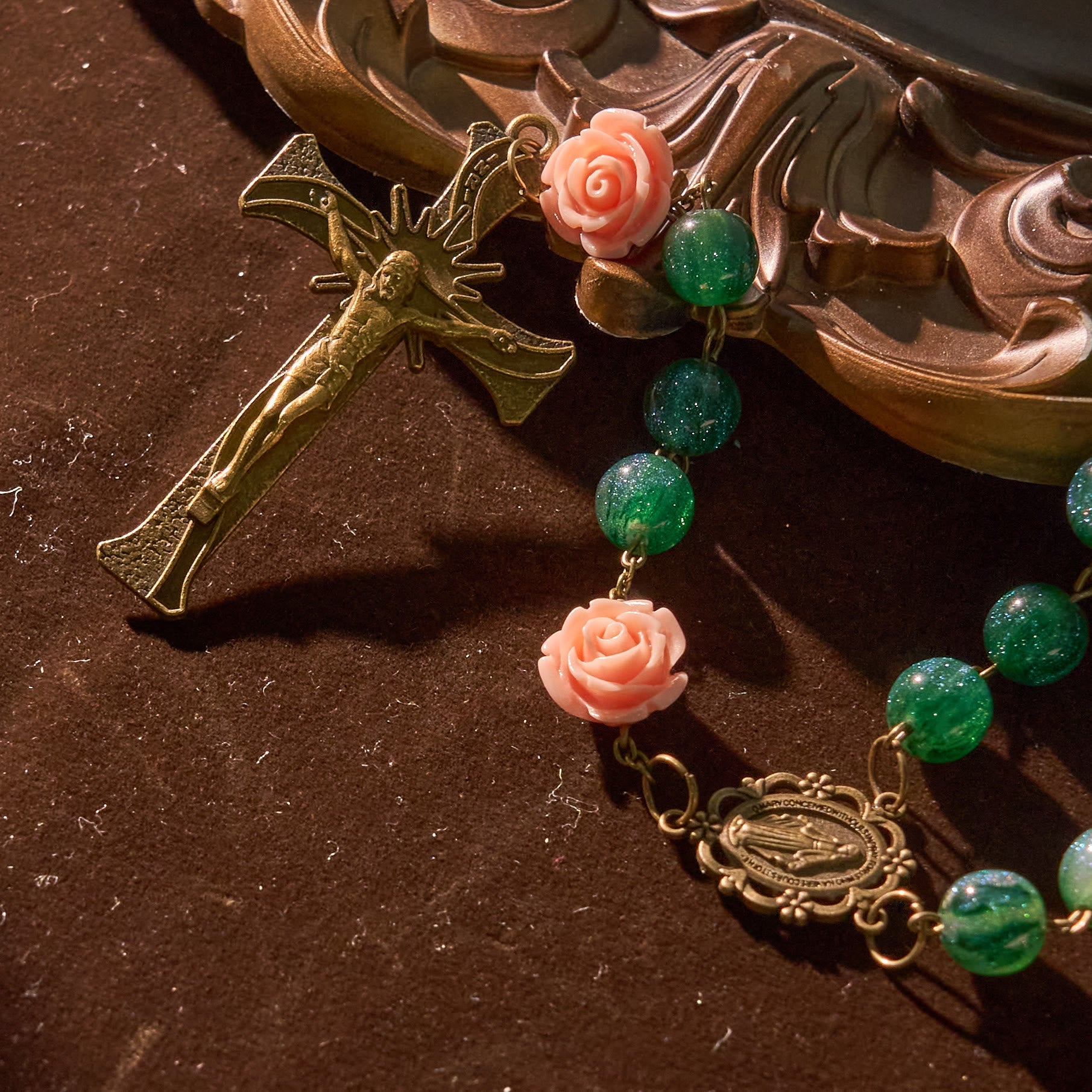 Christiandiscipleshop Green Shiny Beads & Flower Rose Rosary with Bronze Virgin Mary Medal & Crucifix