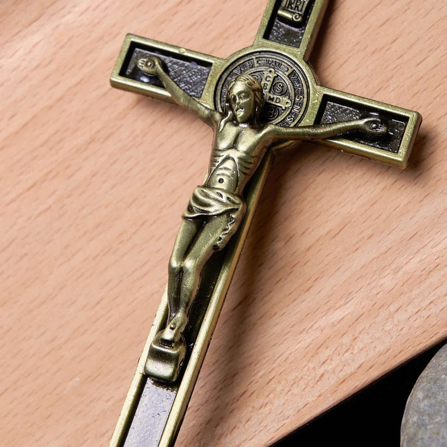 Christiandiscipleshop Classic Style Silver Bronze Alloy Crucifix Stereoscopic Desktop Ornaments