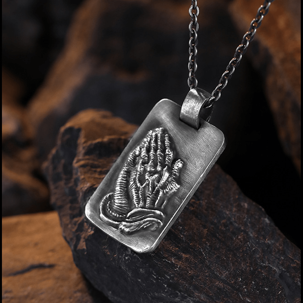 Christiandiscipleshop Retro Pray Hands Silver Medal Faith Necklace