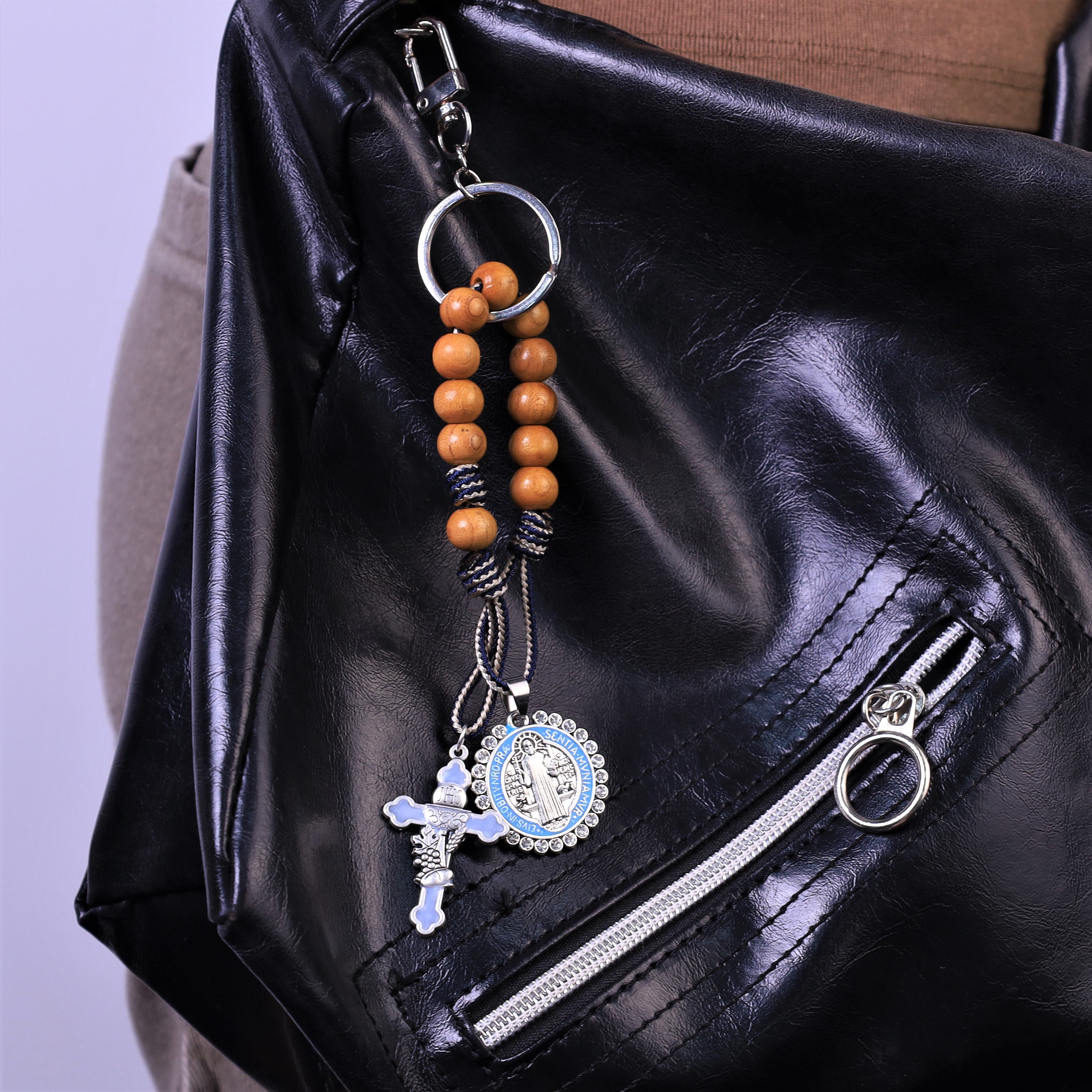 Jesus Hominum Salvator: Olive Wood One Decade Rosary