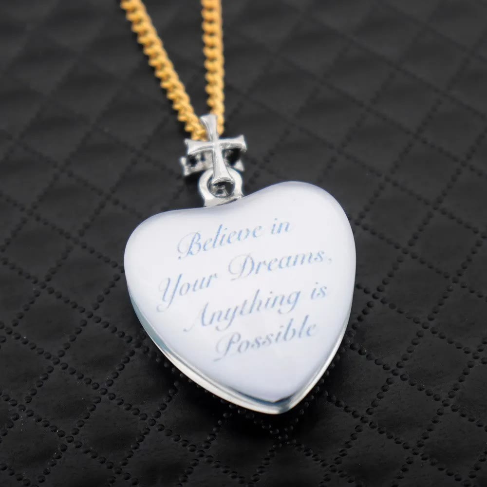 christiandiscipleshop Heart Shaped Crystal Chirst Jesus Pendant Necklace