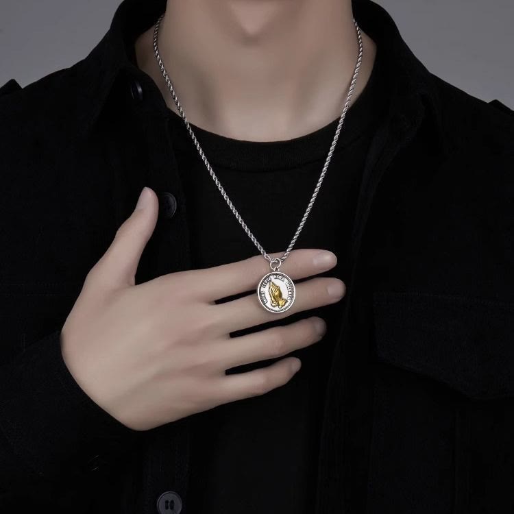 Christiandiscipleshop Cubic Praying Hands Charm Necklace