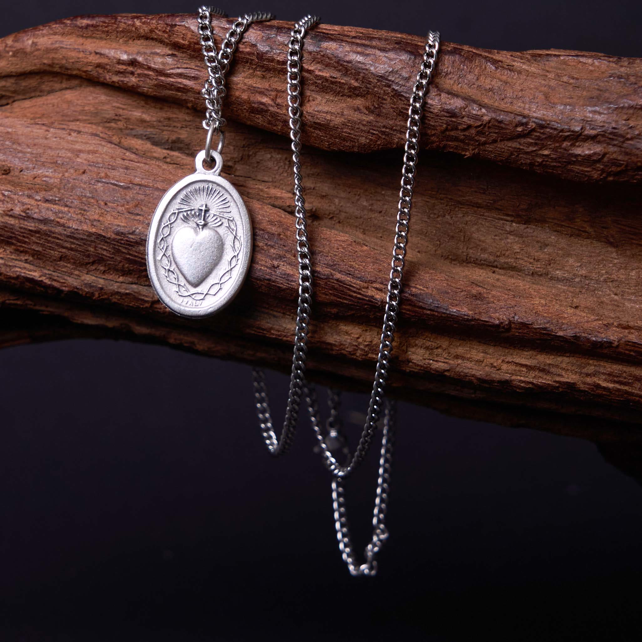 Christiandiscipleshop Classic Style Sacred Heart of Jesus Cross Flower Pendant Necklace