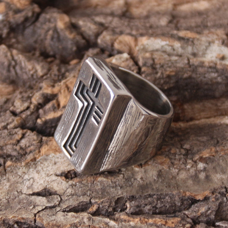 Christiandiscipleshop Retro Minimalist Style Broadside Cross Ring