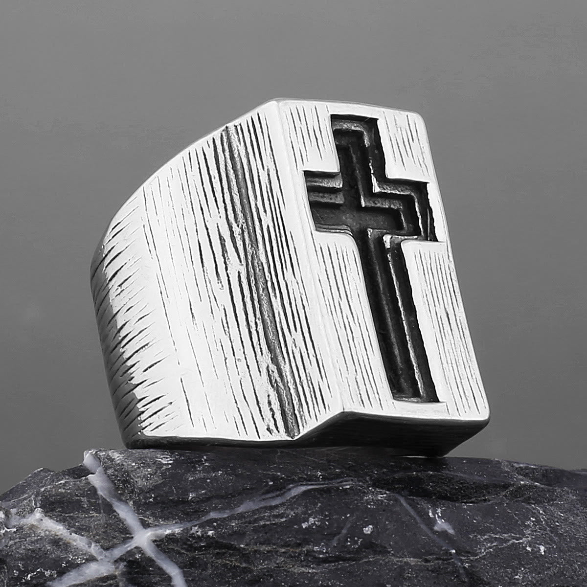Christiandiscipleshop Retro Minimalist Style Broadside Cross Ring