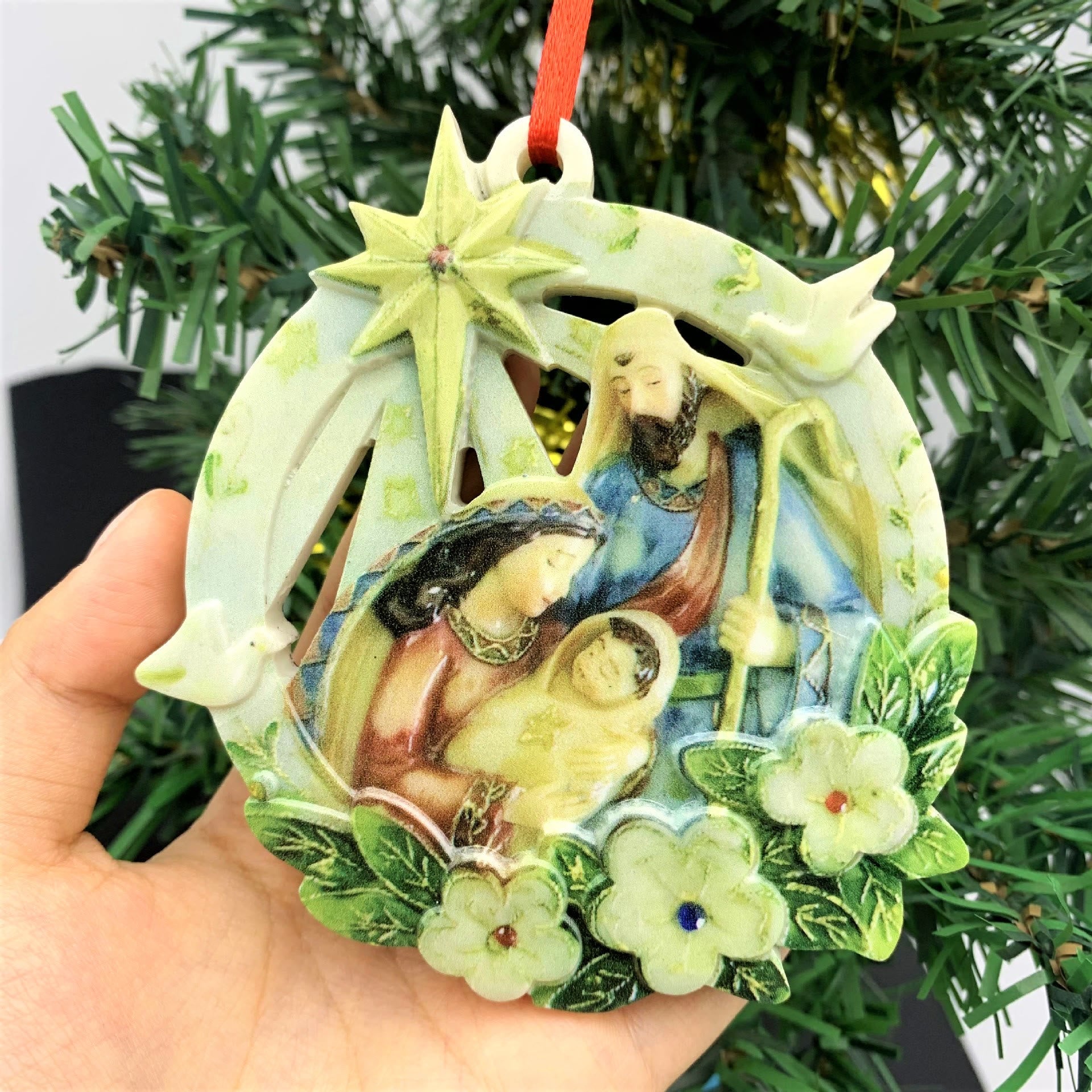 Christianartworkshop Classic Colored Style Stereo Nativity Scene Resin Christmas Nativity Hanging Ornaments