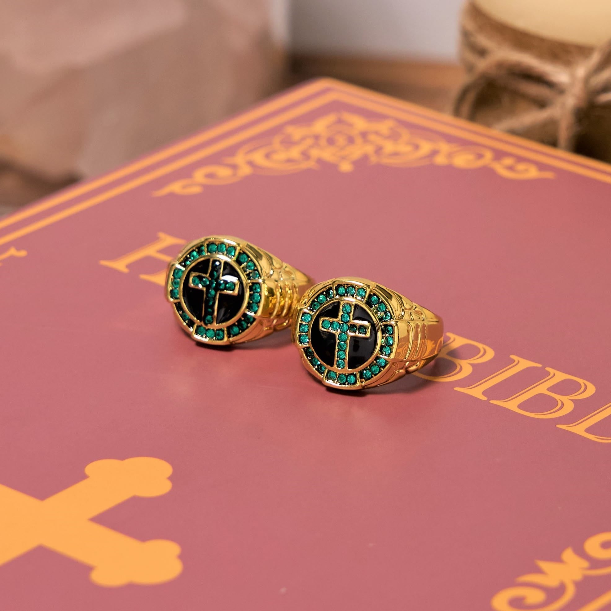 Christiandiscipleshop Retro Style Green Gemstones Cross Golden Alloy Ring