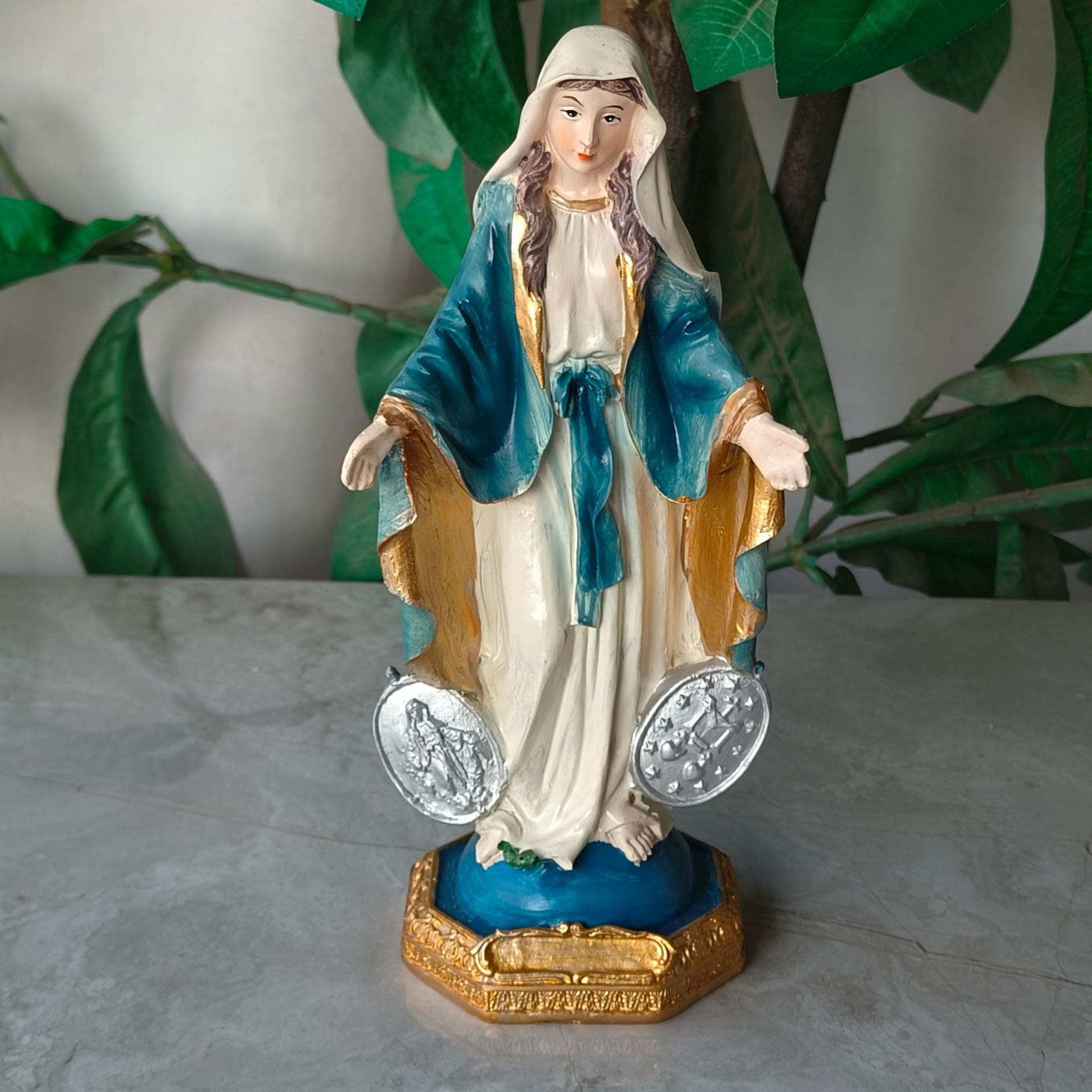 Christiandiscipleshop Classic Style Virgin Mary Miraculous Medal Desktop Decorations Ornament