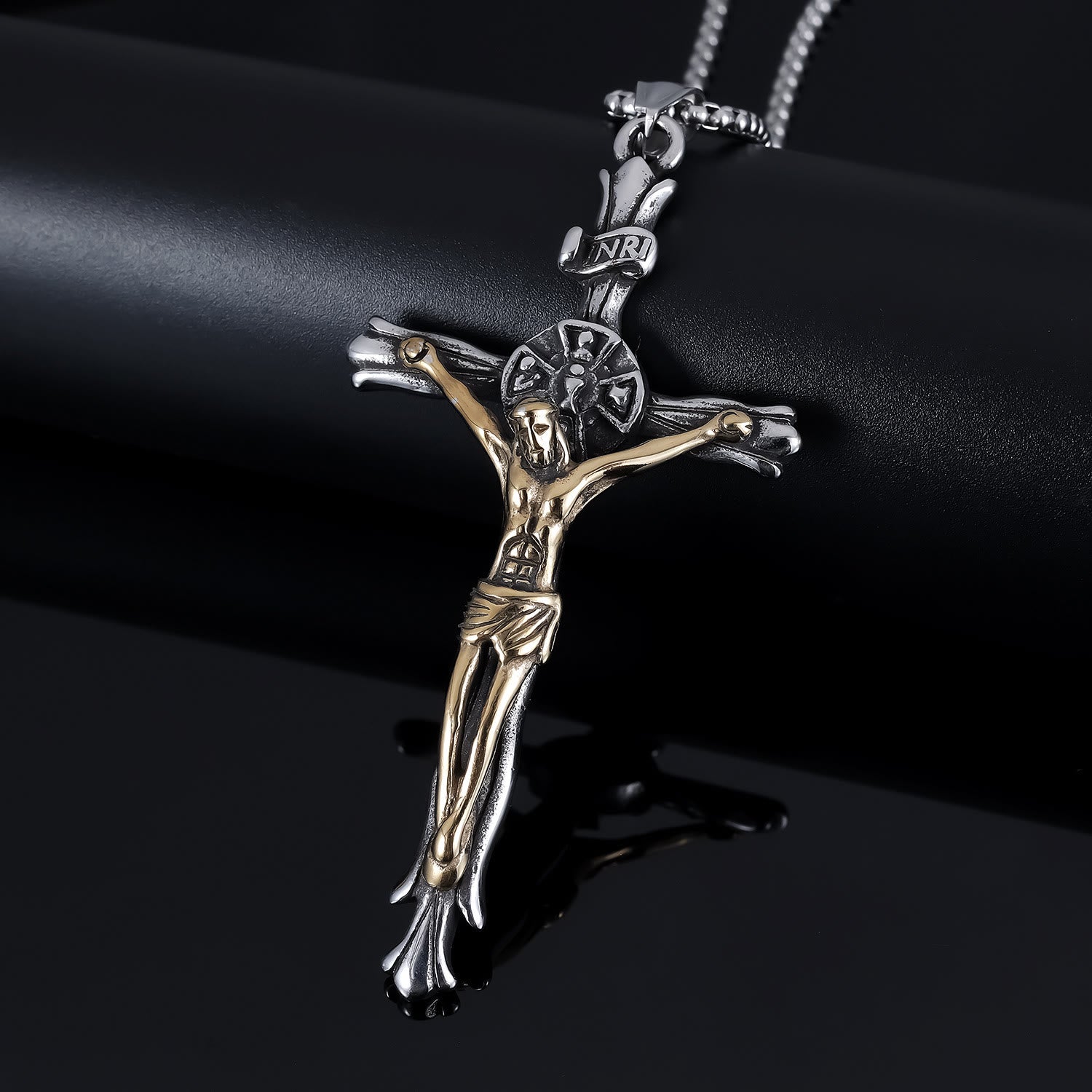 Christiandiscipleshop Classic Style INRI Plaque Crucifix Cross Jesus Sacred Faith Necklace
