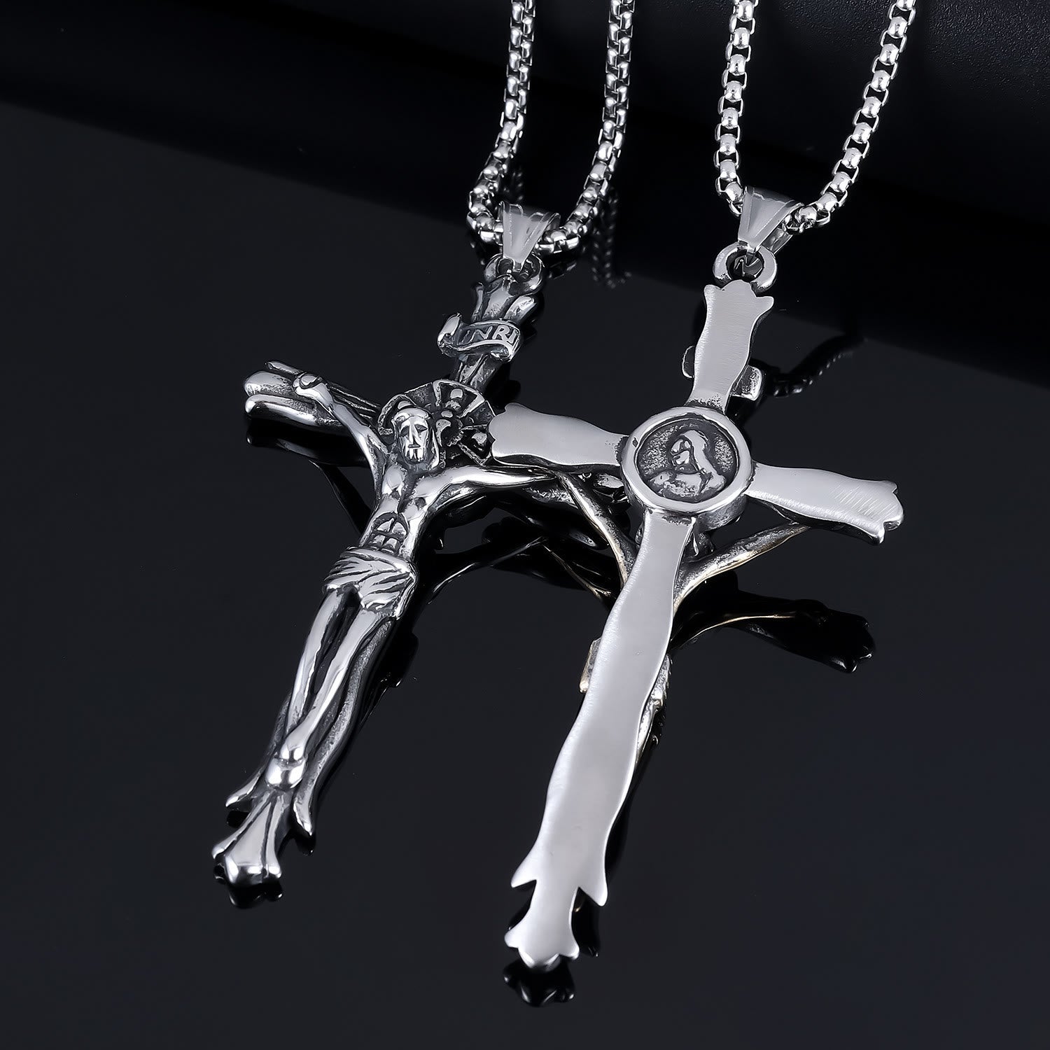Christiandiscipleshop Classic Style INRI Plaque Crucifix Cross Jesus Sacred Faith Necklace