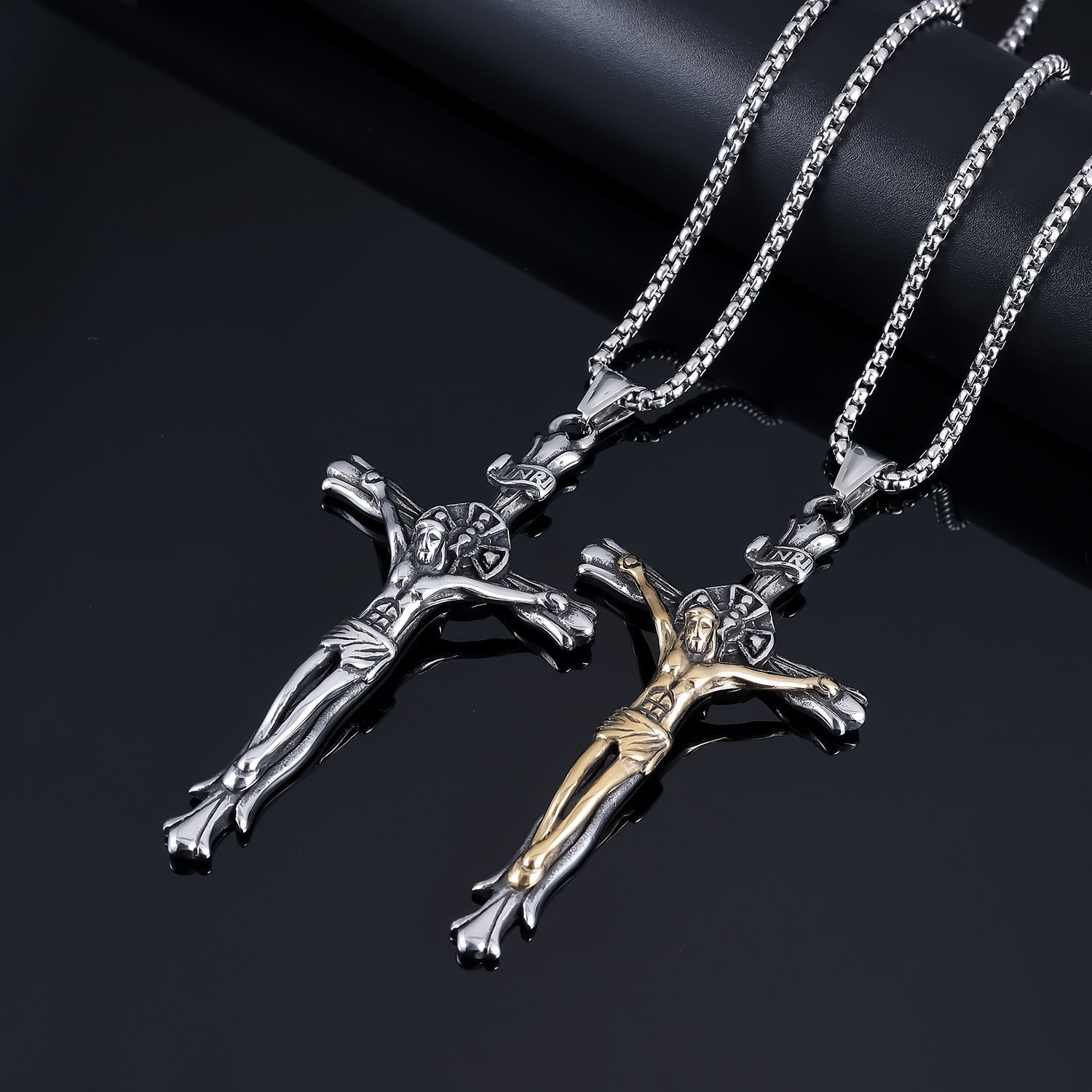 Christiandiscipleshop Classic Style INRI Plaque Crucifix Cross Jesus Sacred Faith Necklace