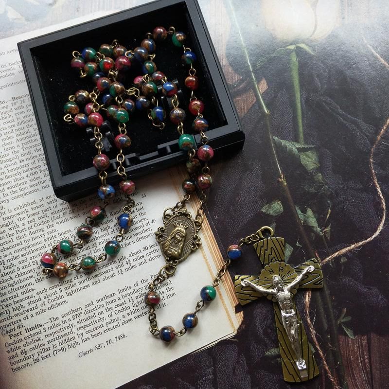 christiandiscipleshop Virgin Mary & Crucifix of 6 mm Round Multicolor Stone Alloy Chain Rosary
