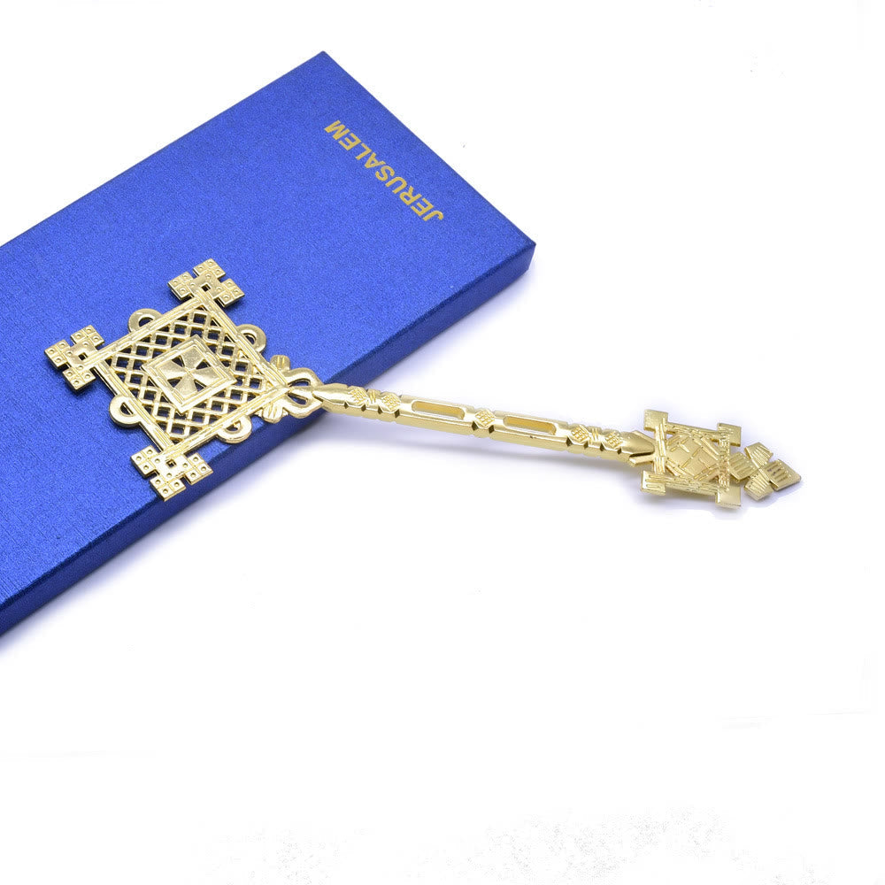 Christiandiscipleshop Classic Style Intricate Geometric Pattern Blessing Hand Cross