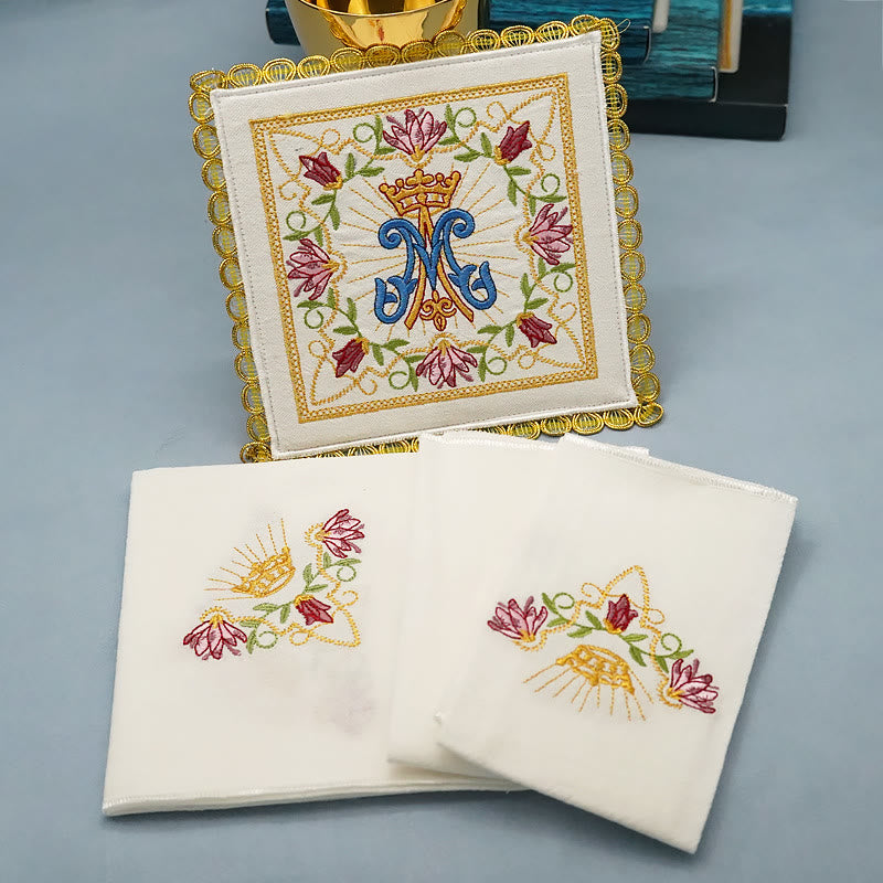 Christiandiscipleshop Classic Style Marian Floral Grace Altar Linen Set