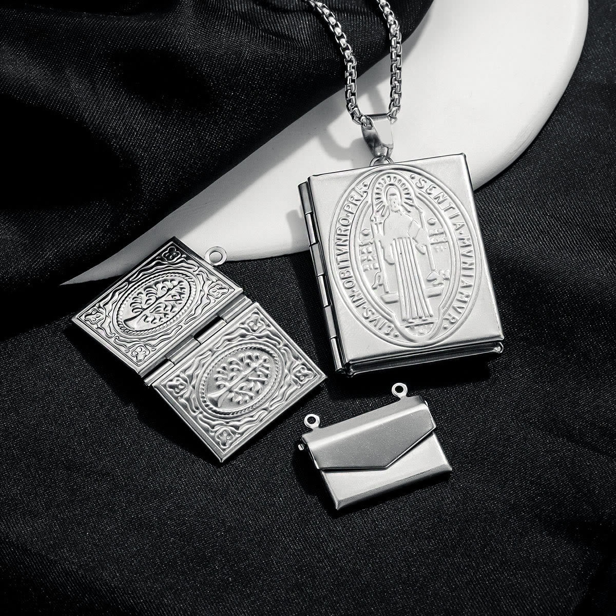 Christiandiscipleshop Modern Style St. Benedict & Marry Photo Box Pendant Necklace