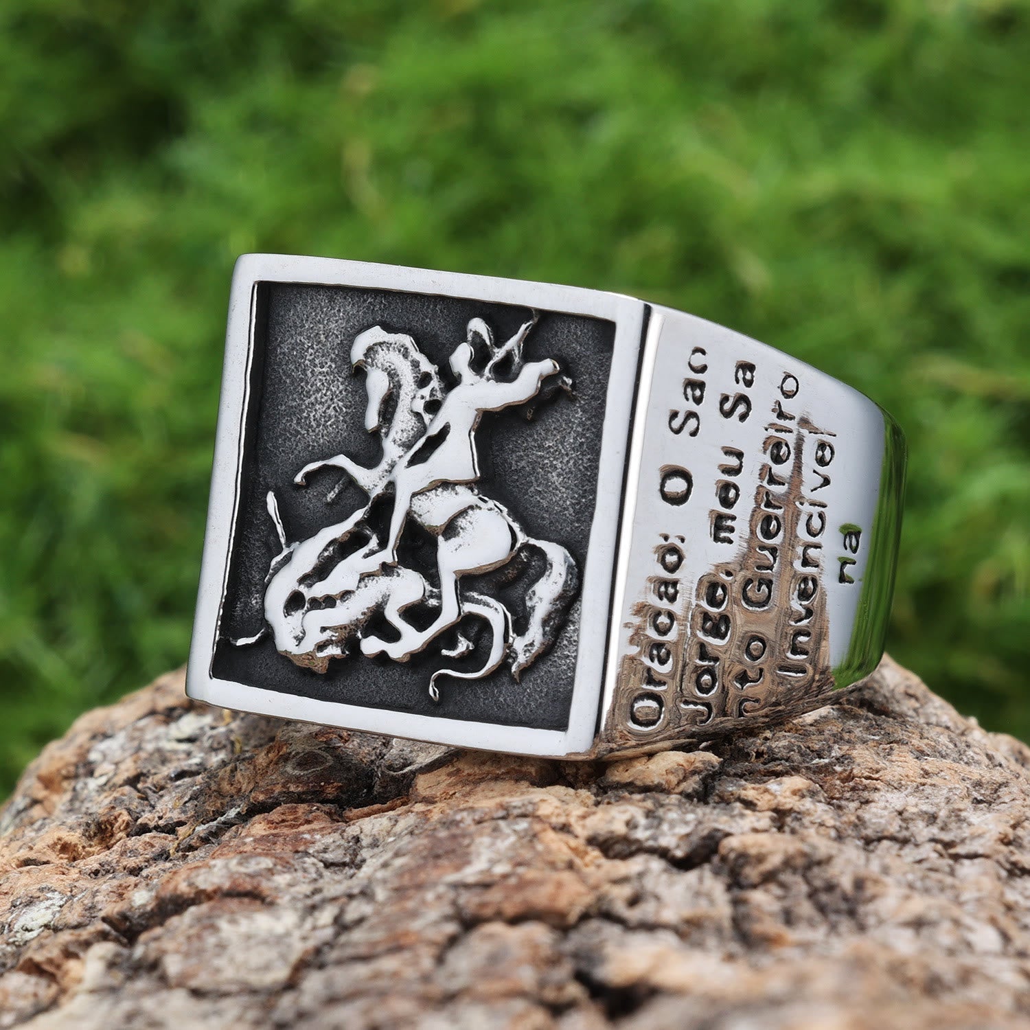 Christiandiscipleshop Retro Classic Style St. George Warrior Slave the Dragon Divine Protection Ring