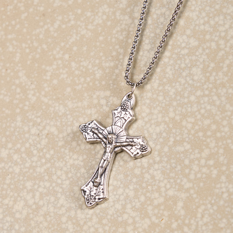 Christiandiscipleshop Retro Pattern Exclusive Craft Grape Leaves Jesus Crucifix Pendant Necklace