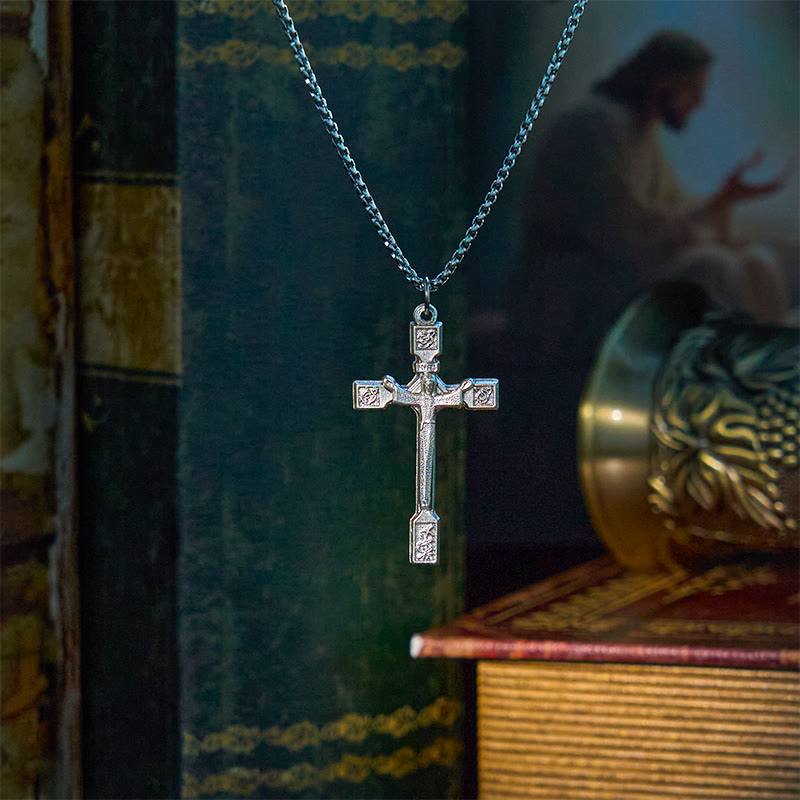 christiandiscipleshop Minimalist Exclusive Craft Jesus Crucifix with Roses Pendant Necklace