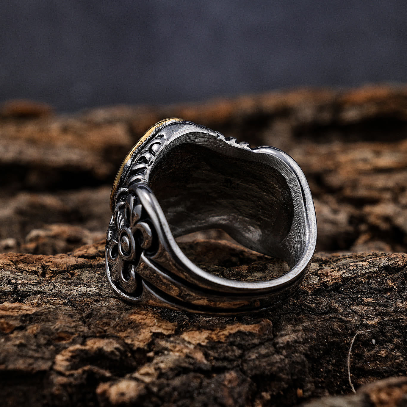 Christiandiscipleshop Exclusive Crafted Cross Ring - Expression of Daily Faith